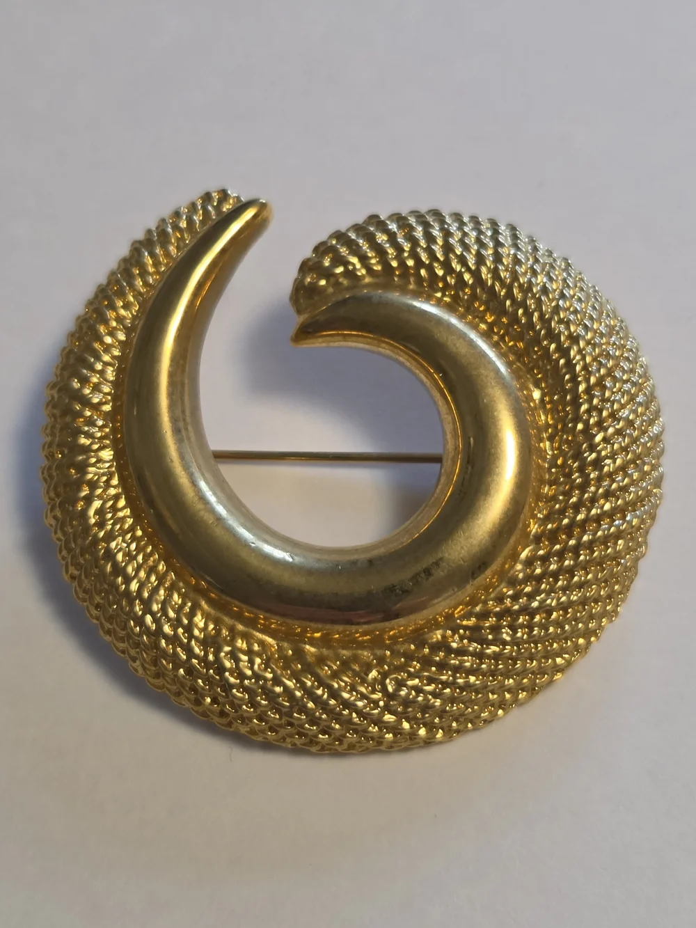 Vtg Napier Polished and Textured Gold-Tone Swirl Brooch